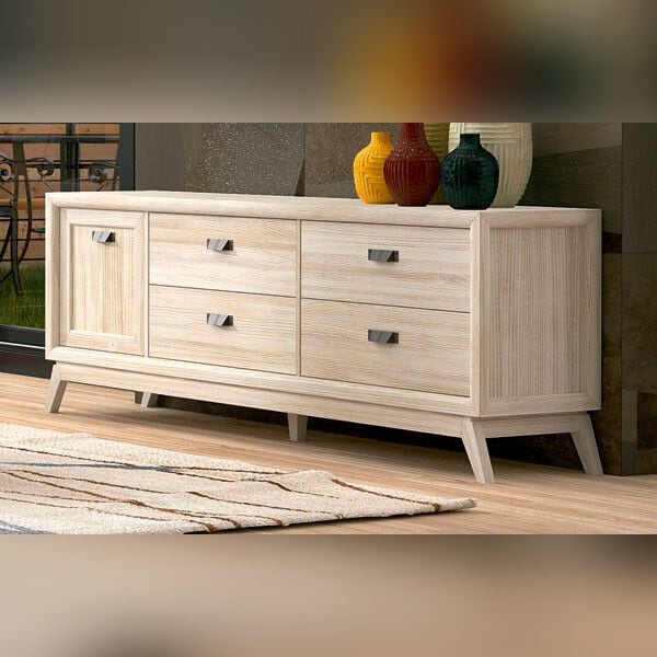 RC002 – MESA TV. DE 187 RODAS
