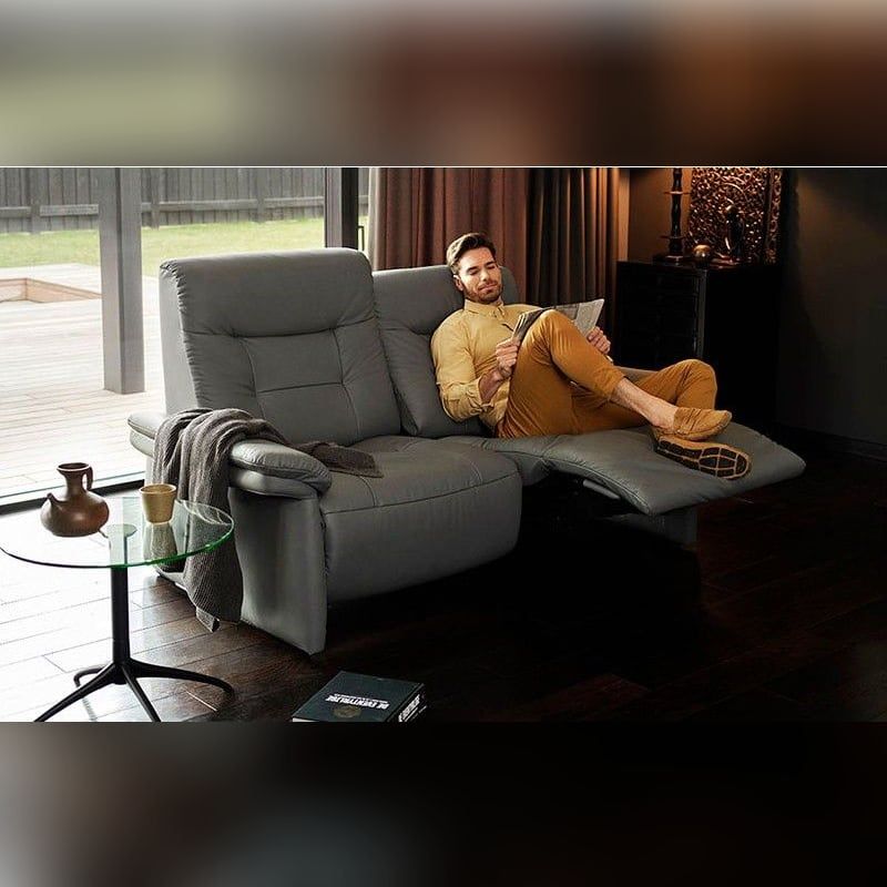 Sofá Relax Stressless Mary con reposacabezas ajustable